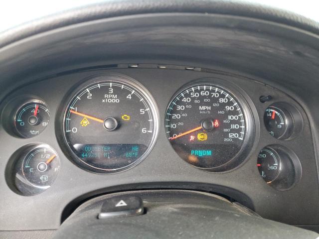 2011 CHEVROLET SUBURBAN C - 1GNSCHE04BR199387