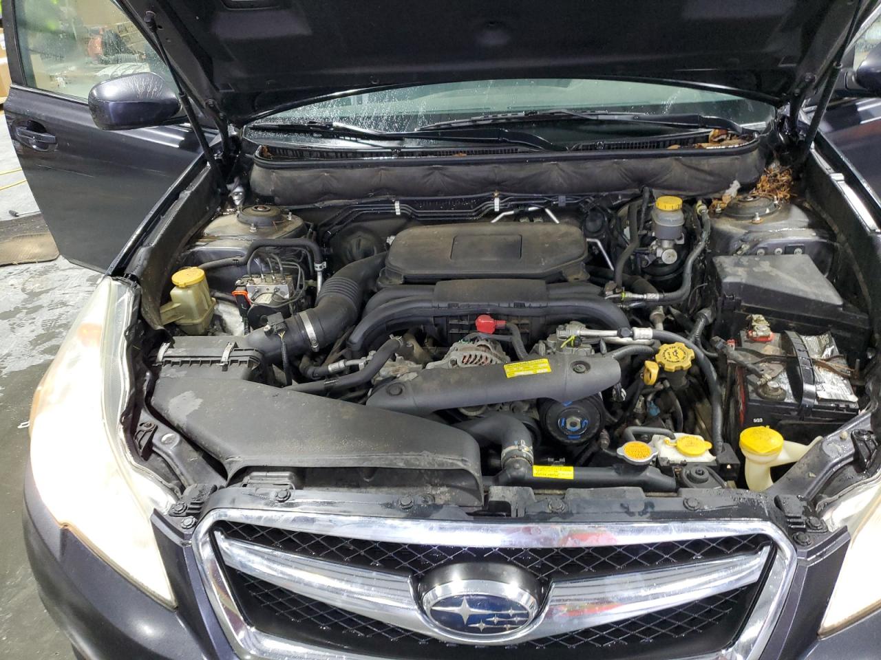 SUBARU LEGACY 2.5I PREMIUM