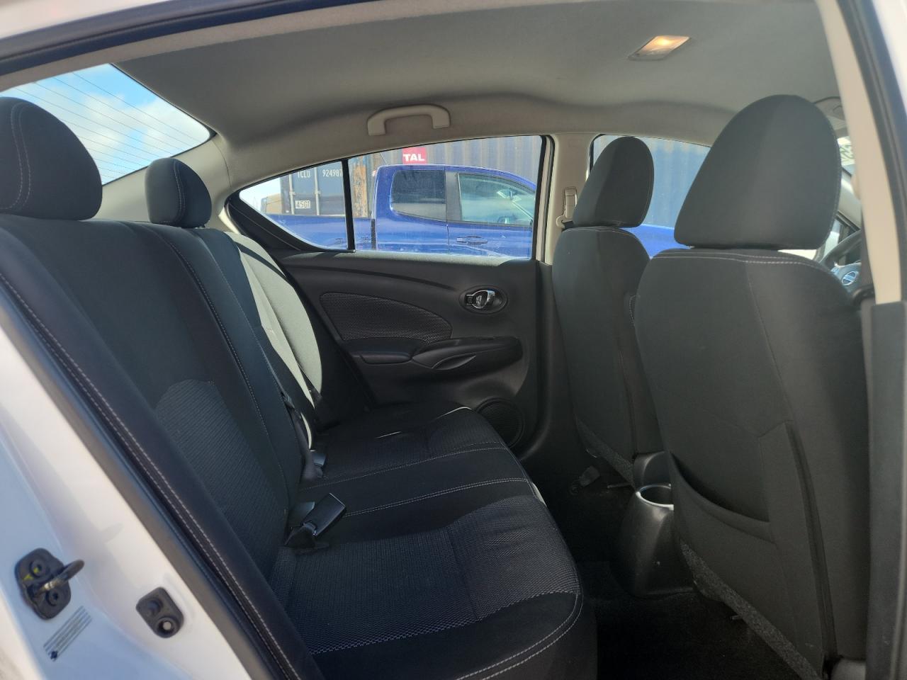 NISSAN VERSA S