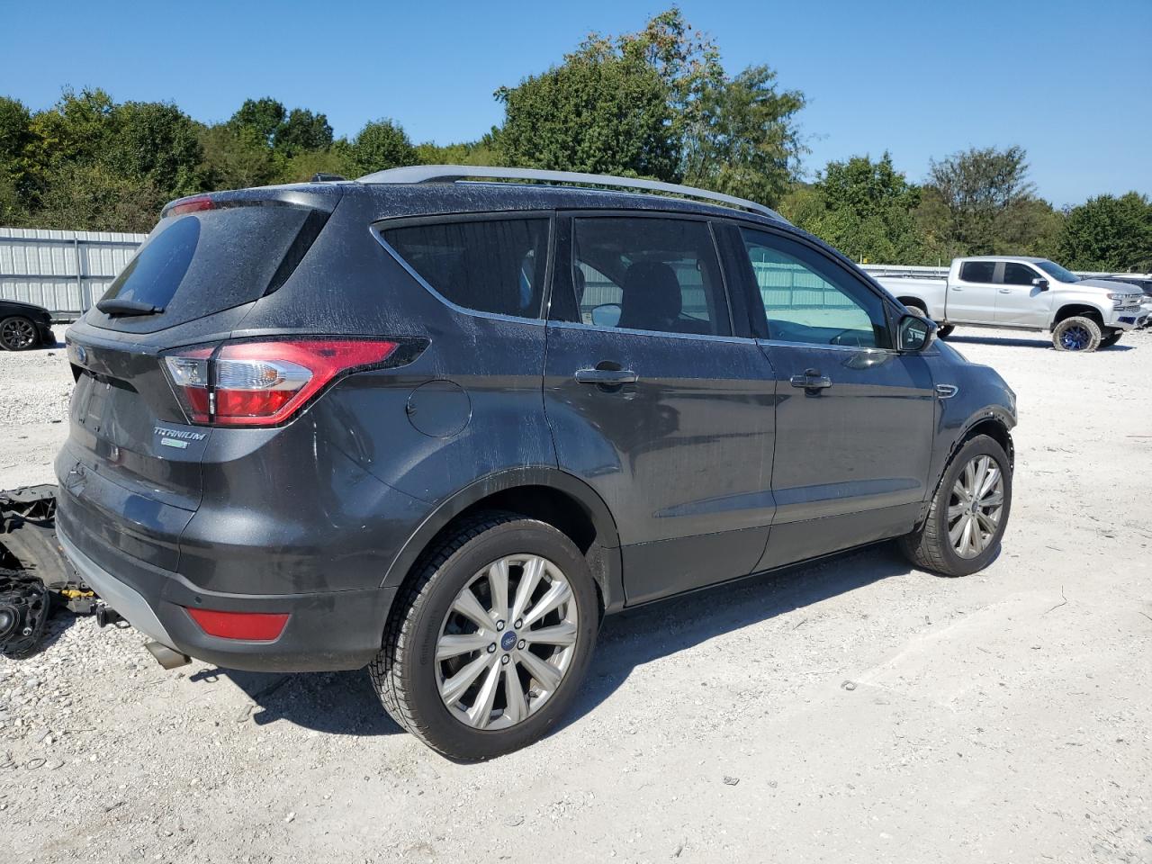 FORD ESCAPE TITANIUM