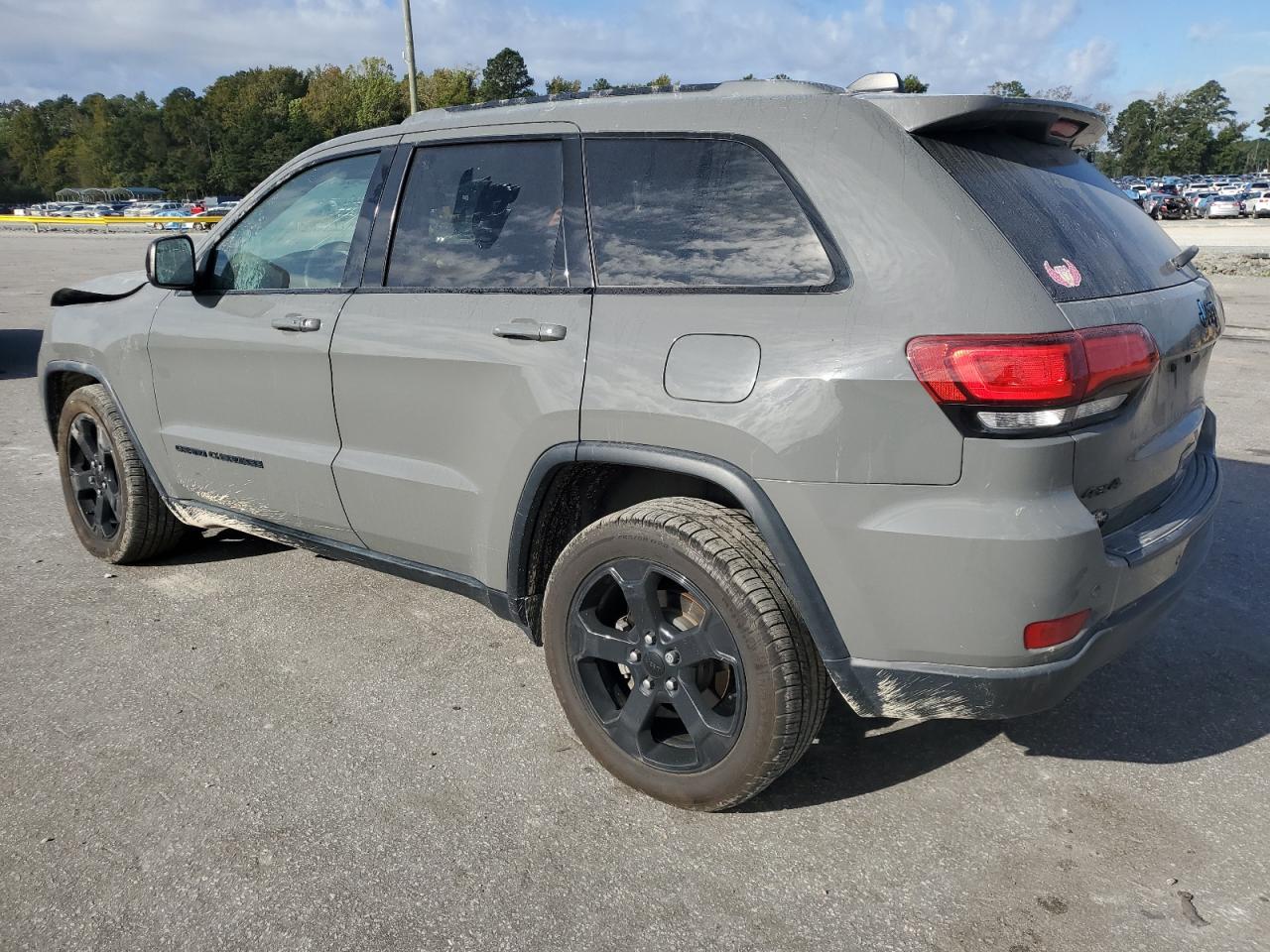 JEEP GRAND CHEROKEE LAREDO