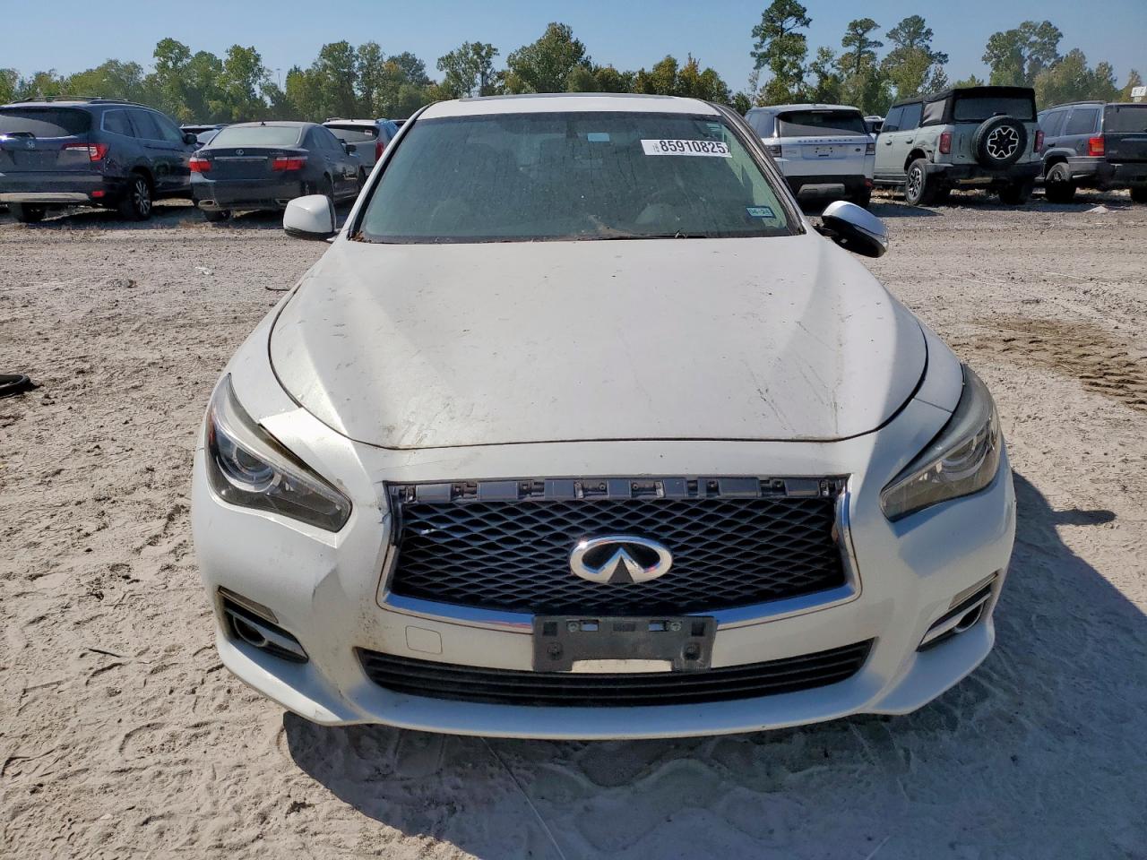 INFINITI Q50 BASE