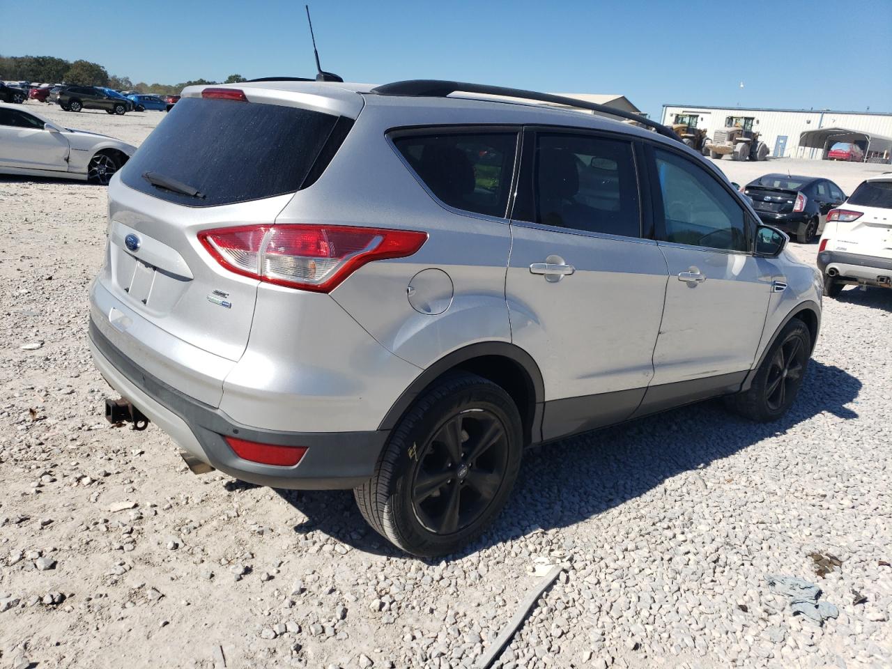 FORD ESCAPE SE