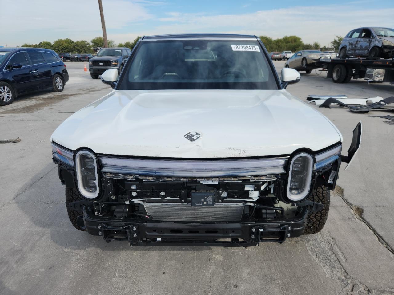 RIVIAN R1S ADVENTURE