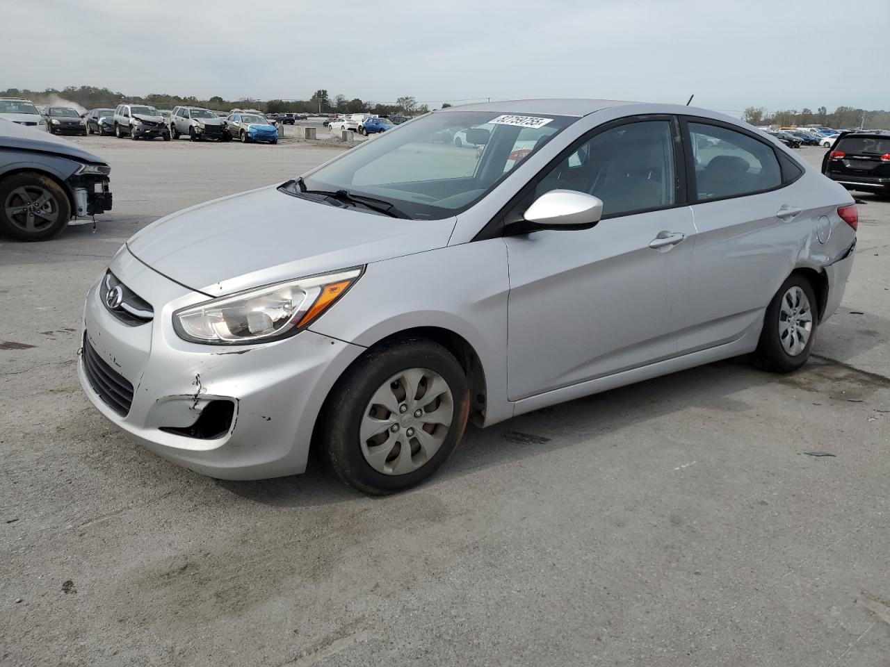 HYUNDAI ACCENT SE