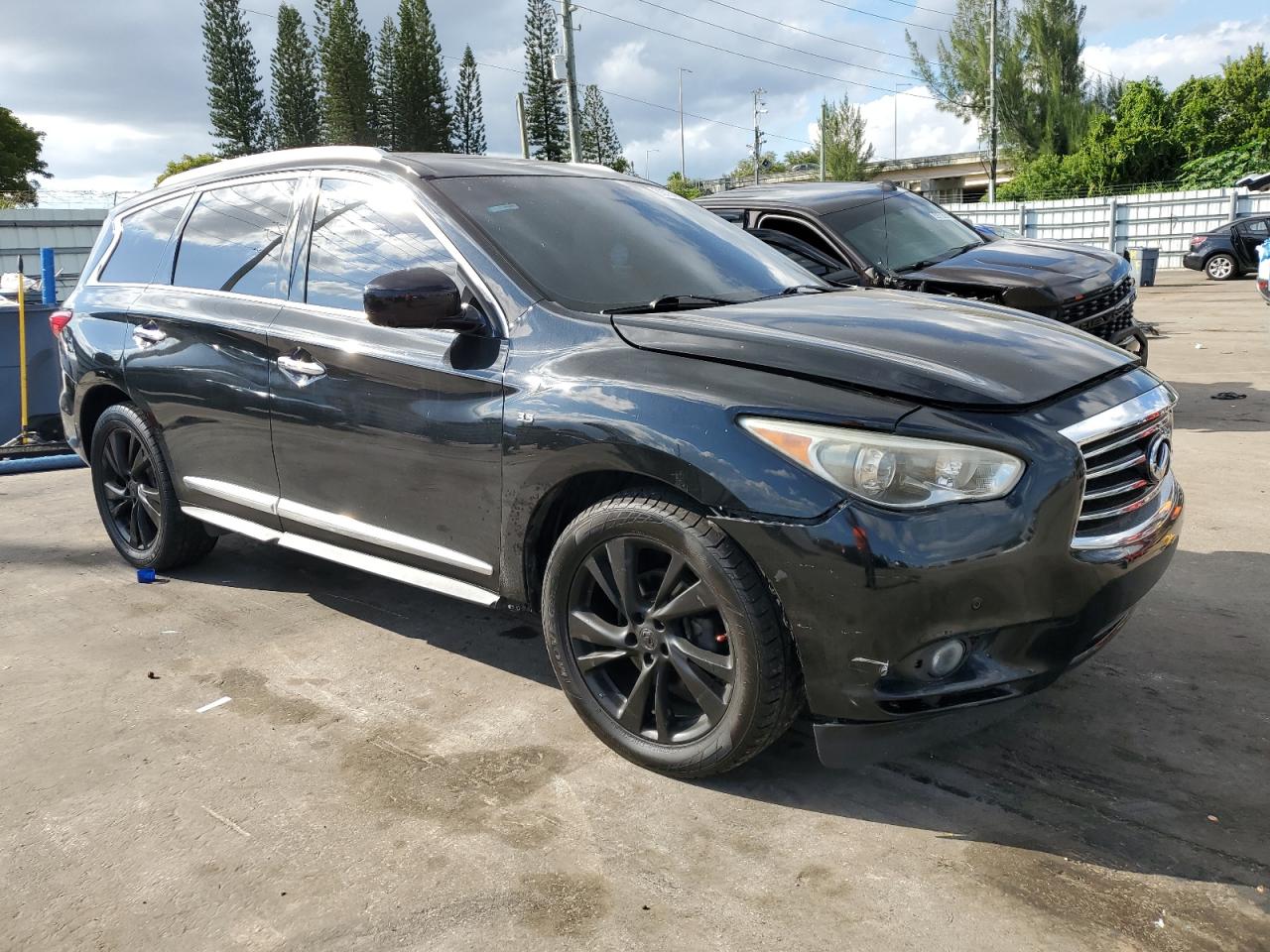INFINITI JX35