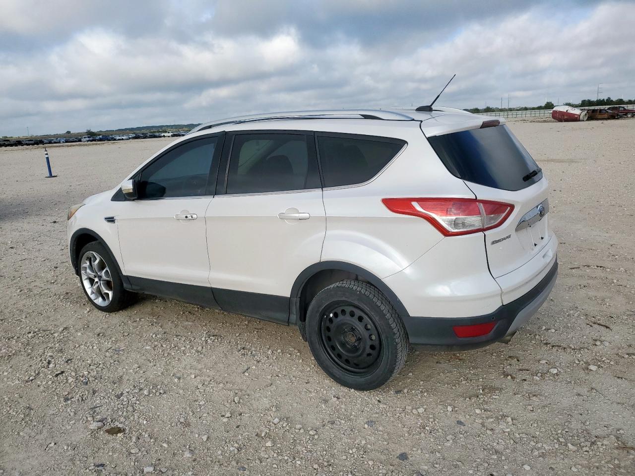 FORD ESCAPE TITANIUM