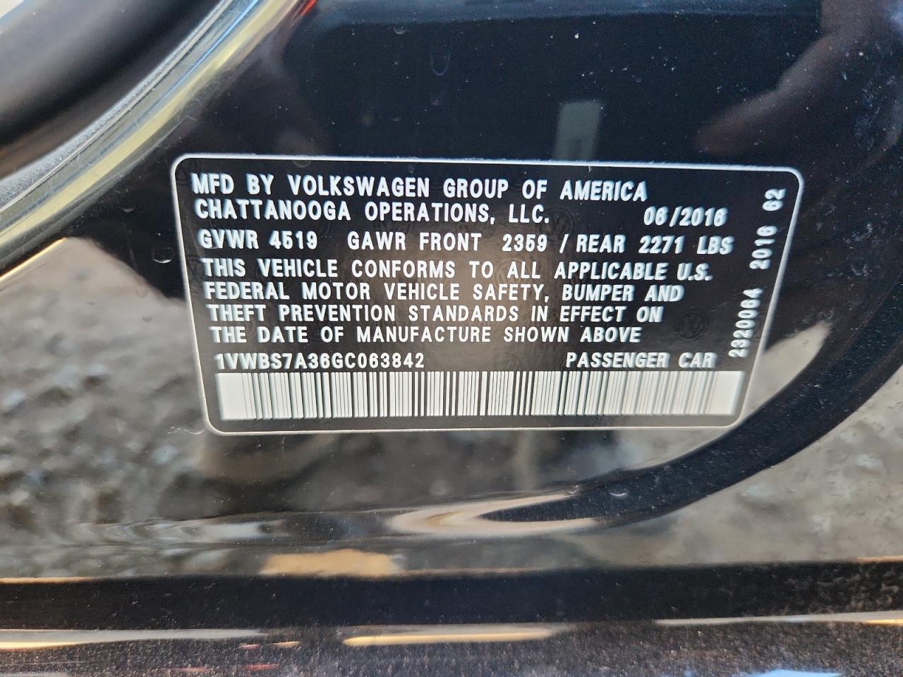 VOLKSWAGEN PASSAT SE