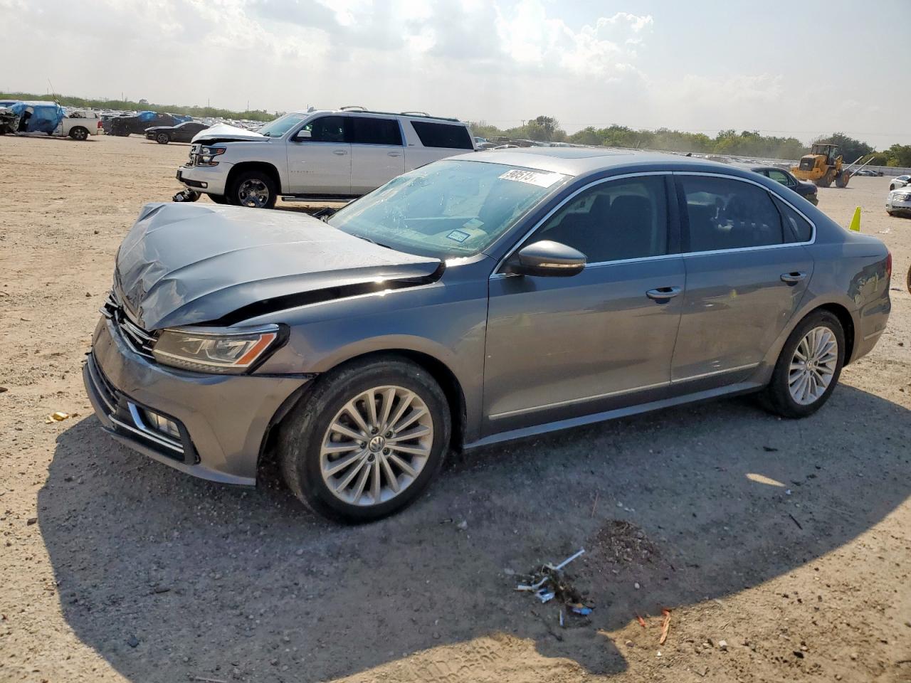 VOLKSWAGEN PASSAT SE