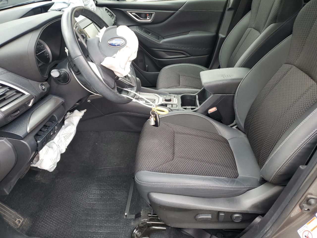 SUBARU FORESTER PREMIUM