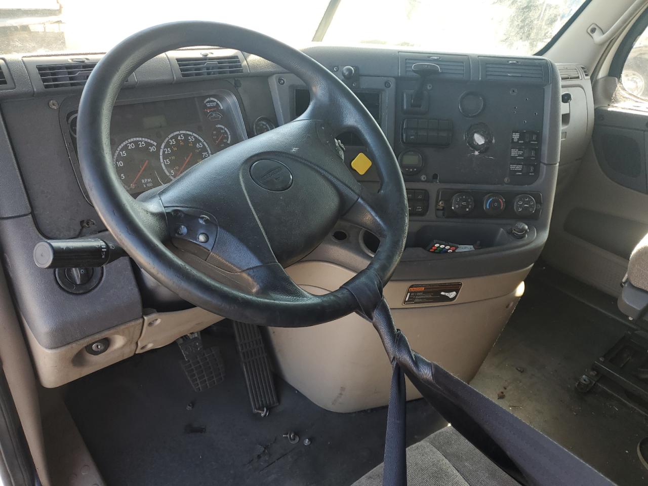 Lot #3270714862 2015 FREIGHTLINER CASCADIA