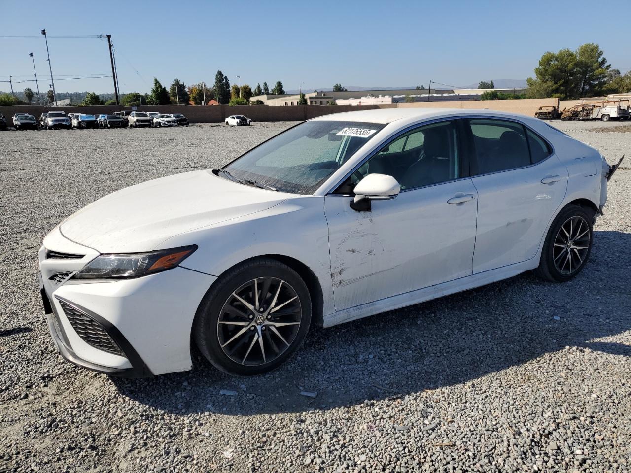 TOYOTA CAMRY SE