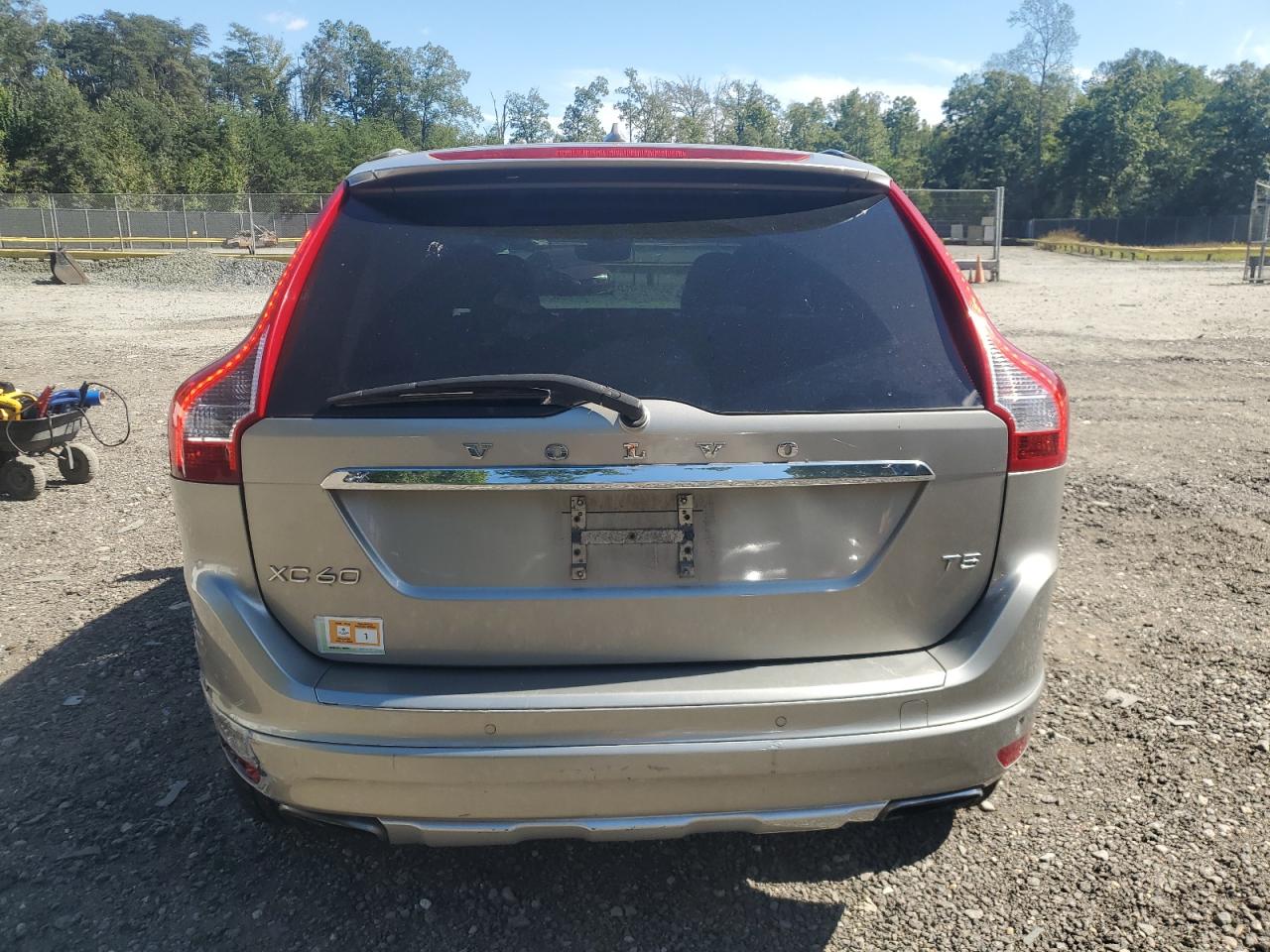 VOLVO XC60 T5 PREMIER