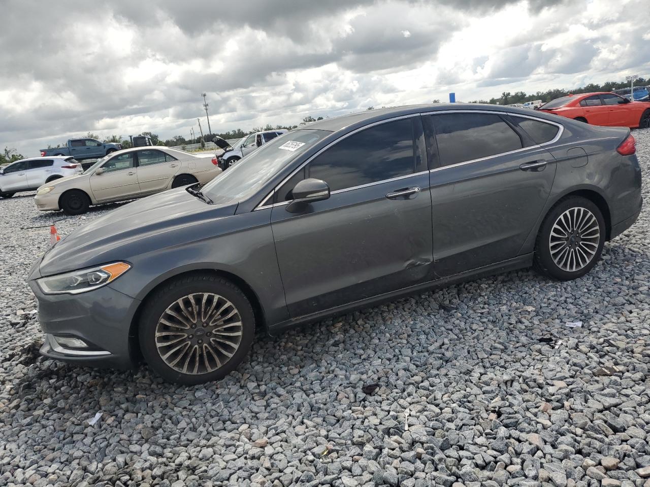 FORD FUSION SE