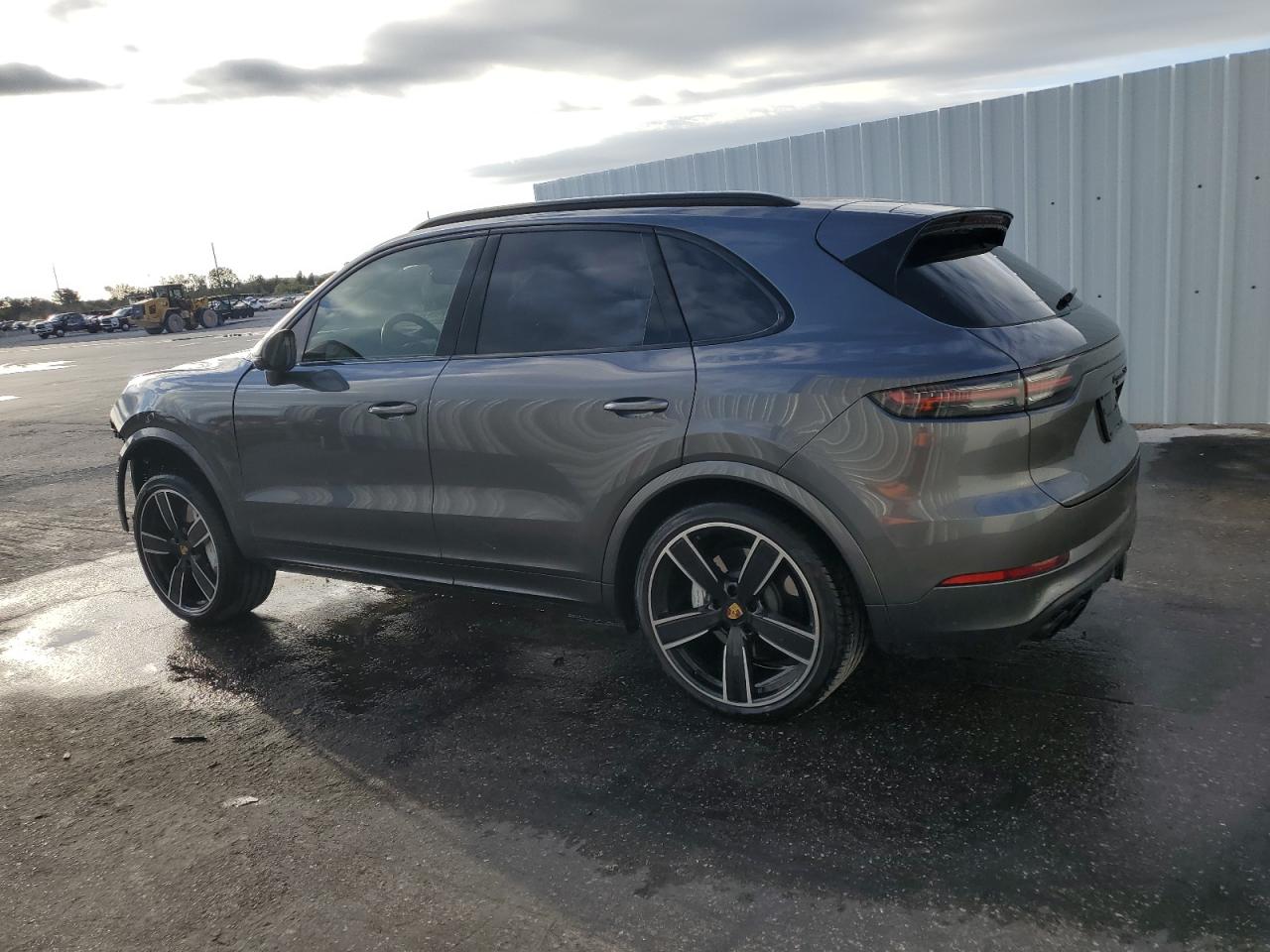 PORSCHE CAYENNE TURBO