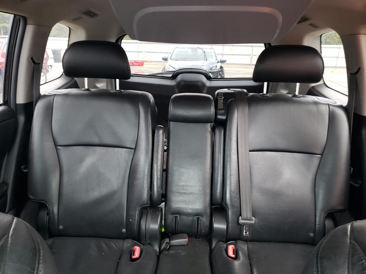 TOYOTA HIGHLANDER SE