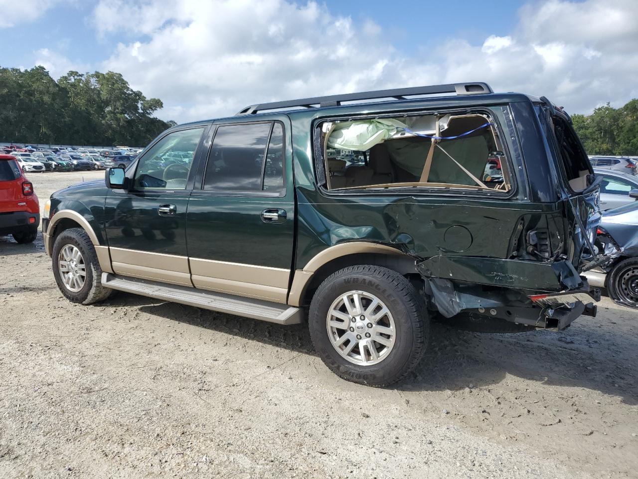 FORD EXPEDITION EL XLT