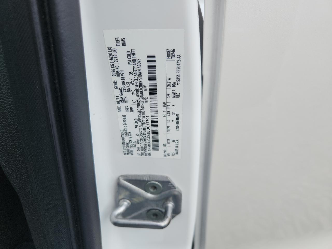 FORD ESCAPE TITANIUM