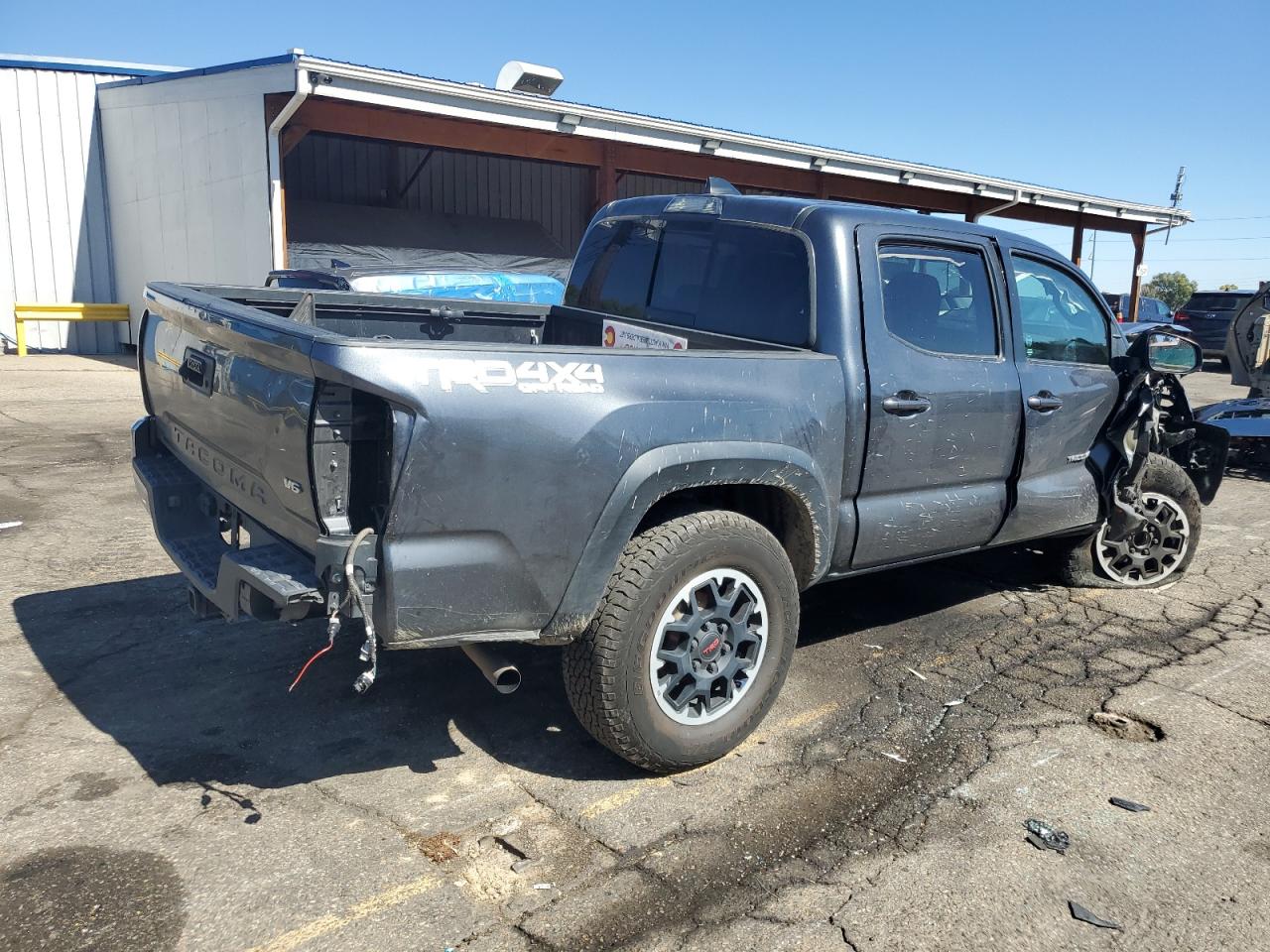TOYOTA TACOMA DOUBLE CAB