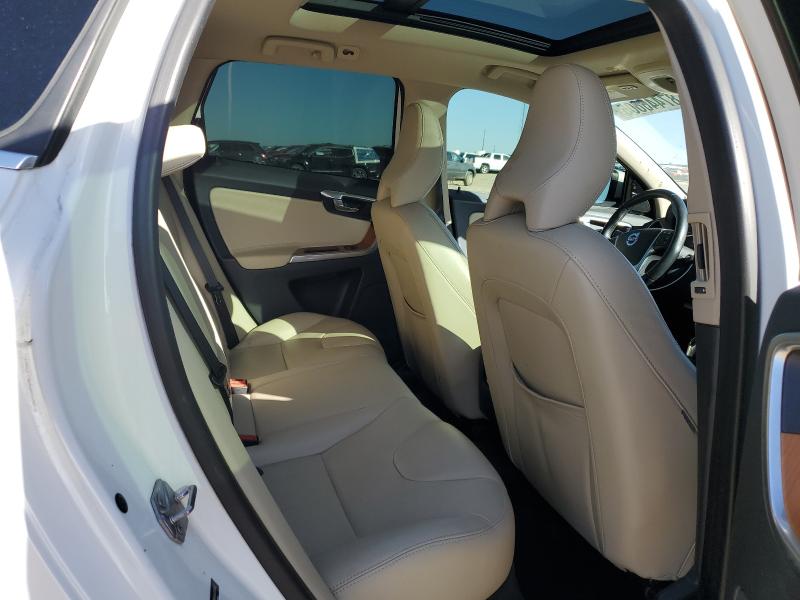 2017 VOLVO XC60 T6 IN YV449MRU5H2125402