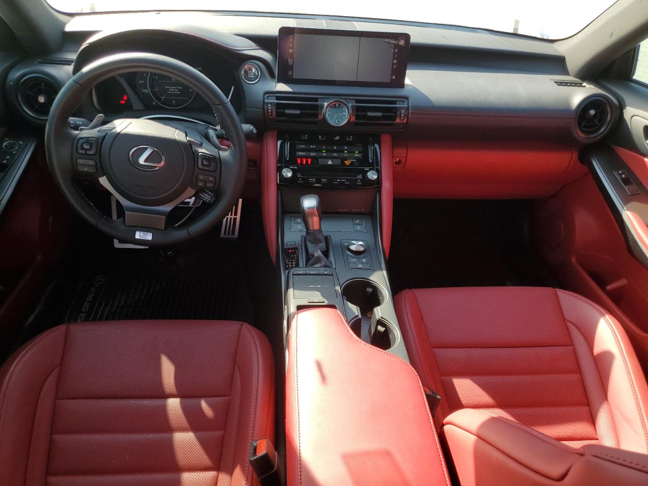 LEXUS IS 350 F SPORT DESIGN