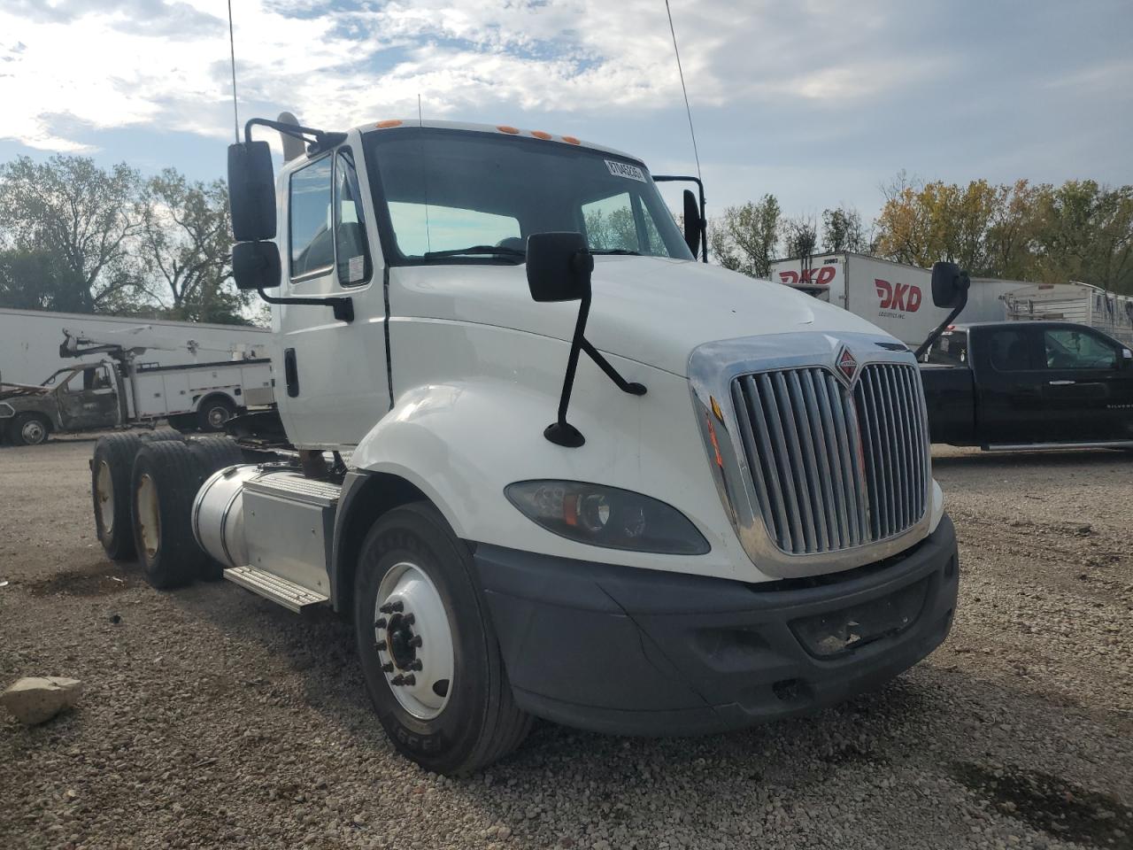 Lot #3275611790 2015 INTERNATIONAL PROSTAR