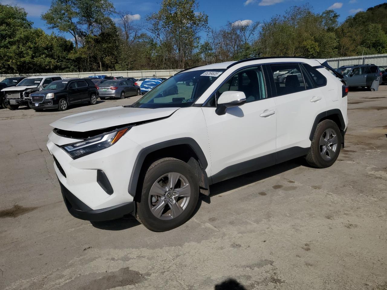 TOYOTA RAV4 XLE