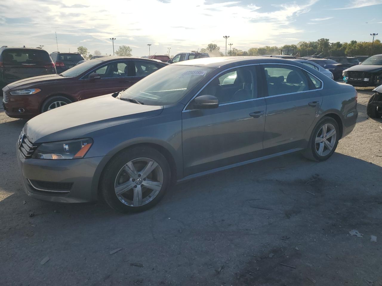 Lot #3273898790 2013 VOLKSWAGEN PASSAT SE