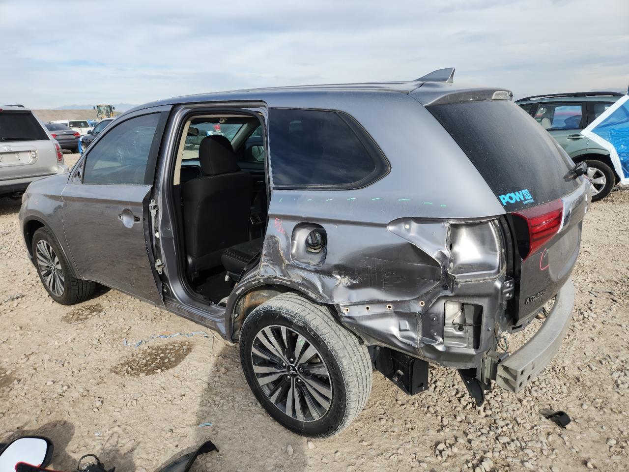 MITSUBISHI OUTLANDER ES