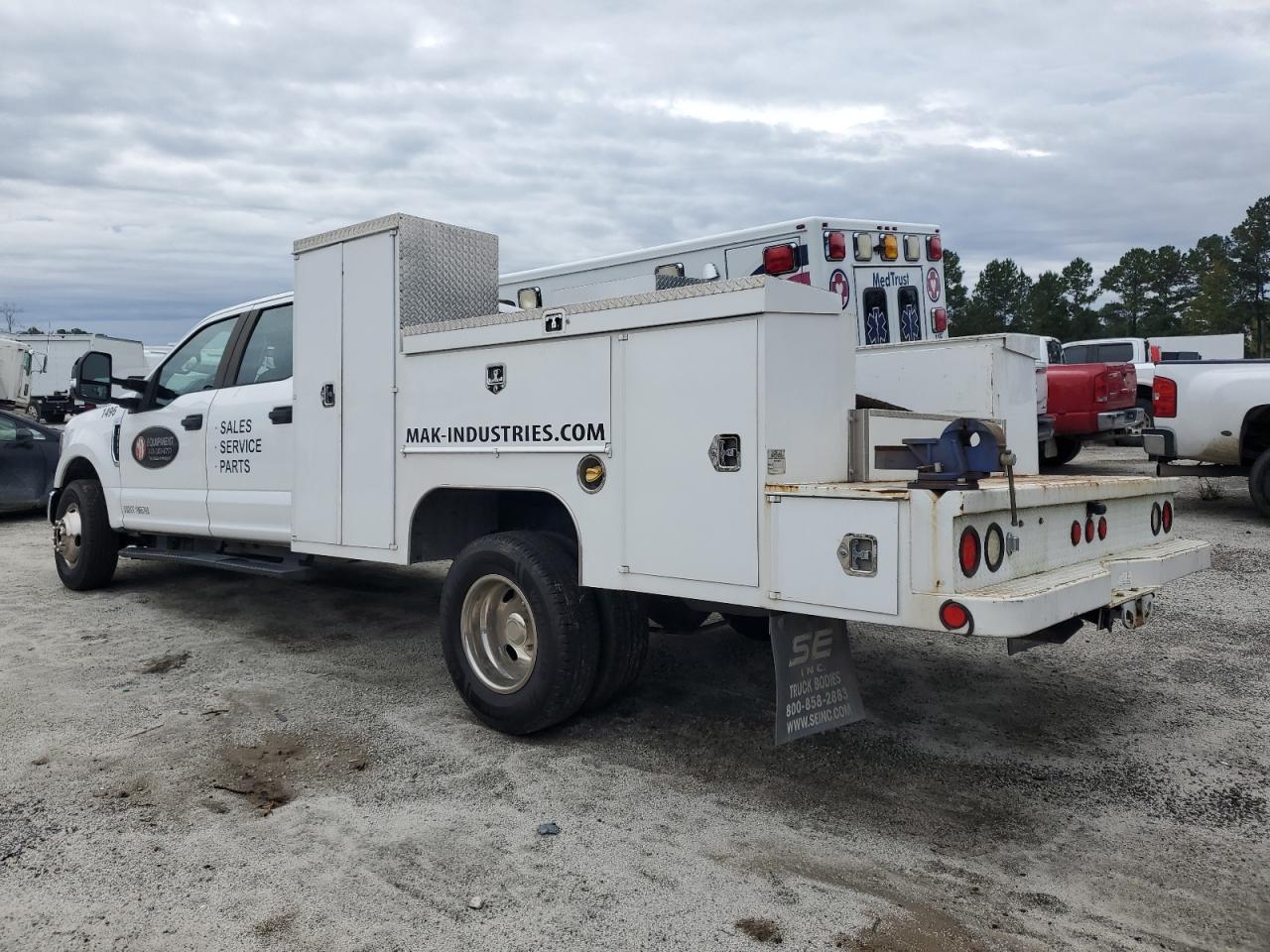 FORD F-350 SUPER DUTY