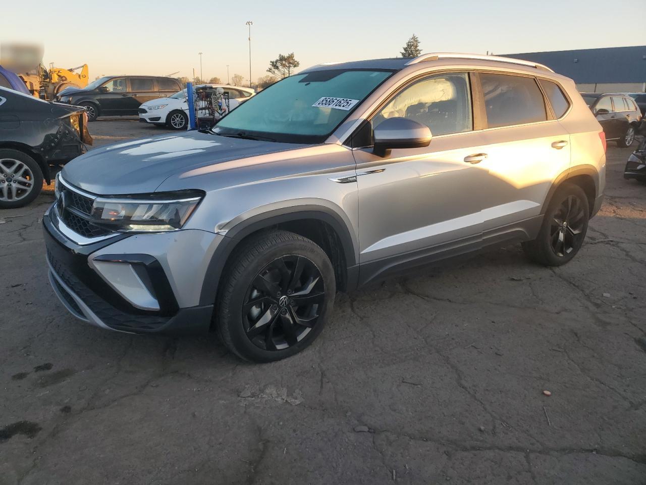 VOLKSWAGEN TAOS SE IQ DRIVE