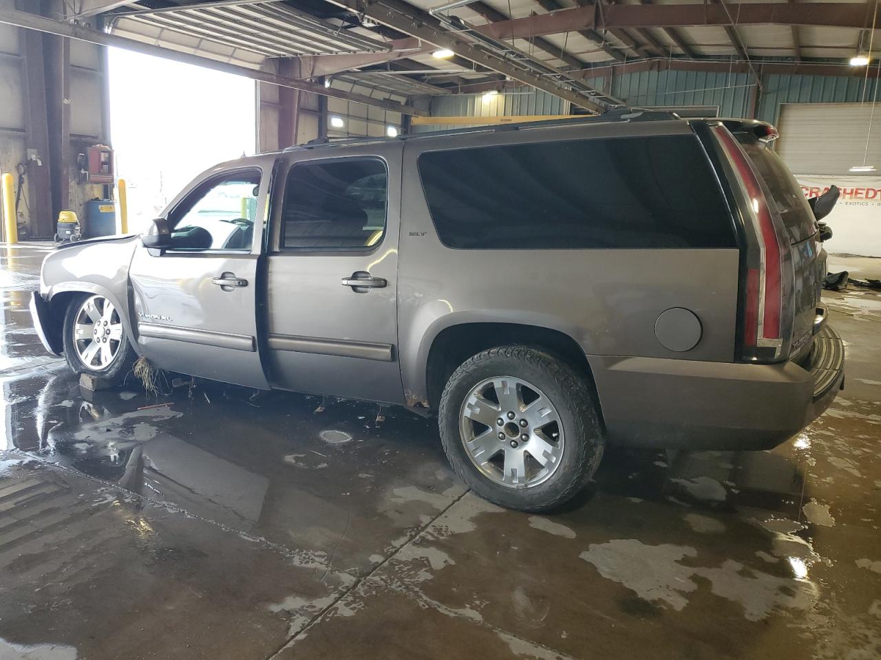 GMC YUKON K1500 SLT