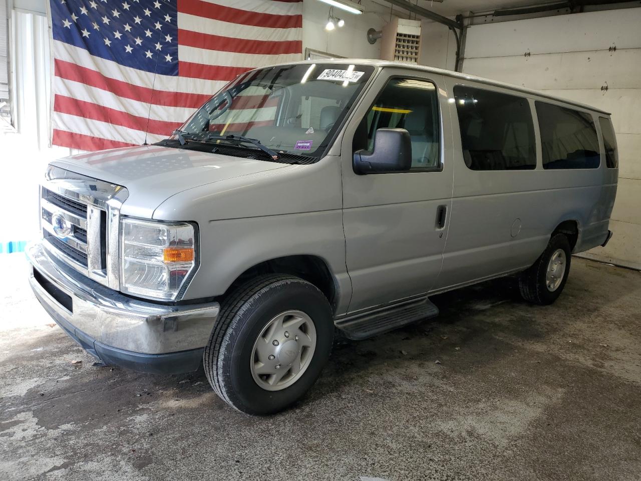 FORD ECONOLINE E350 SUPER DUTY WAGON
