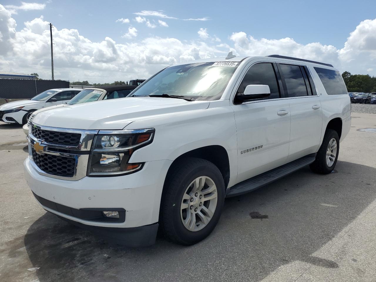 CHEVROLET SUBURBAN C1500 LT
