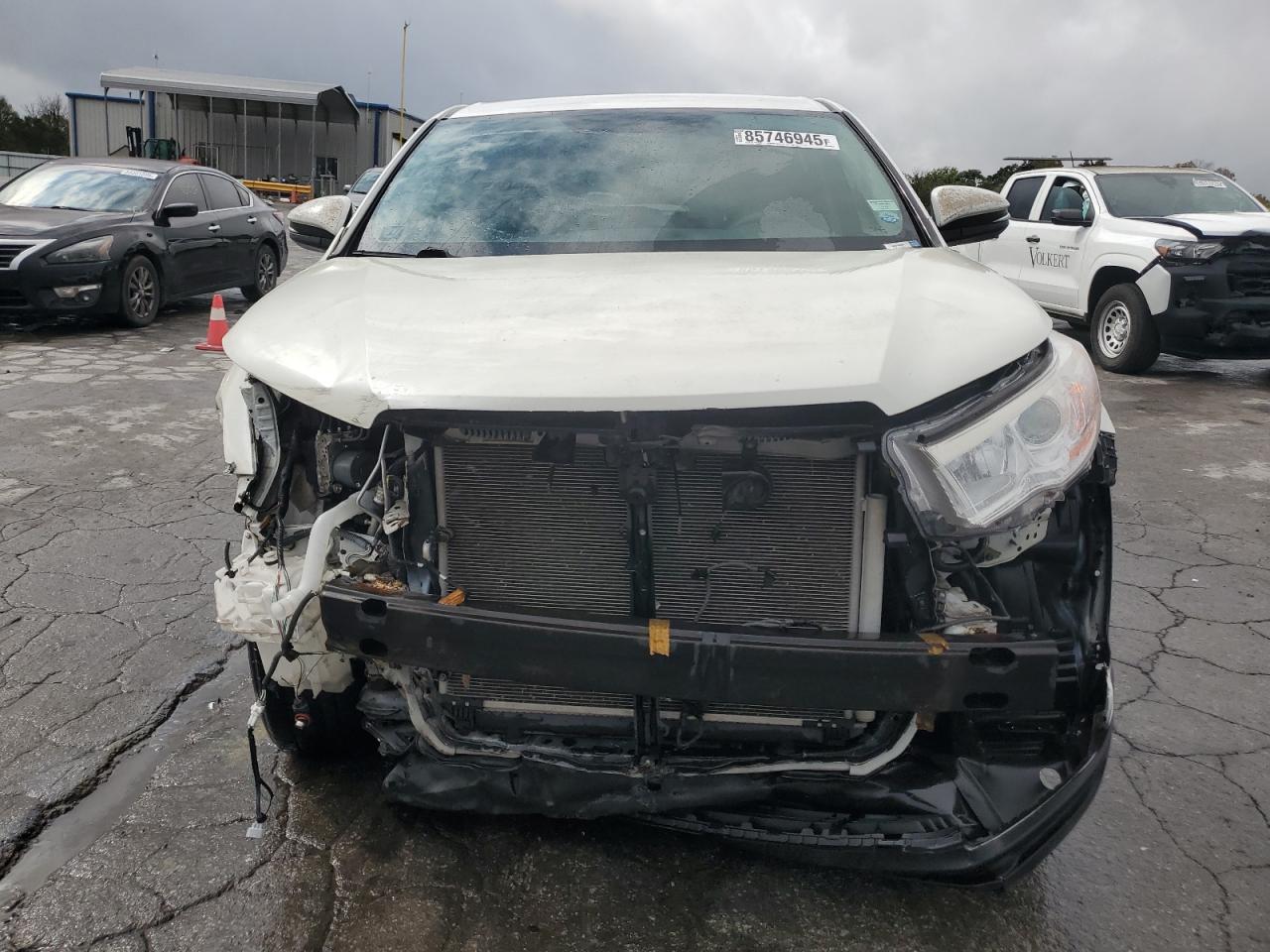 TOYOTA HIGHLANDER LE