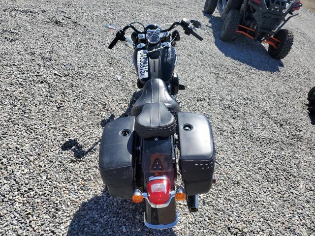 2019 HARLEY-DAVIDSON FLHC - 1HD1YAJ68KB068784