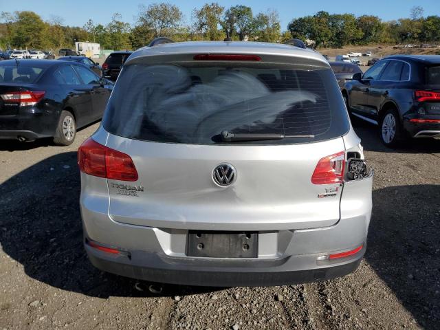 2016 VOLKSWAGEN TIGUAN S WVGBV7AX0GW553832