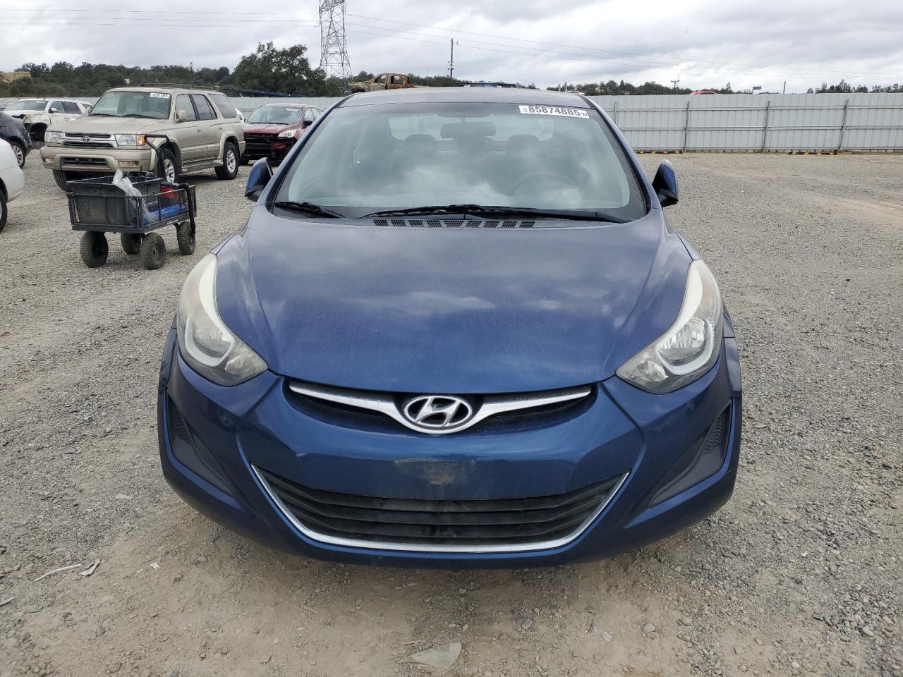 HYUNDAI ELANTRA SE