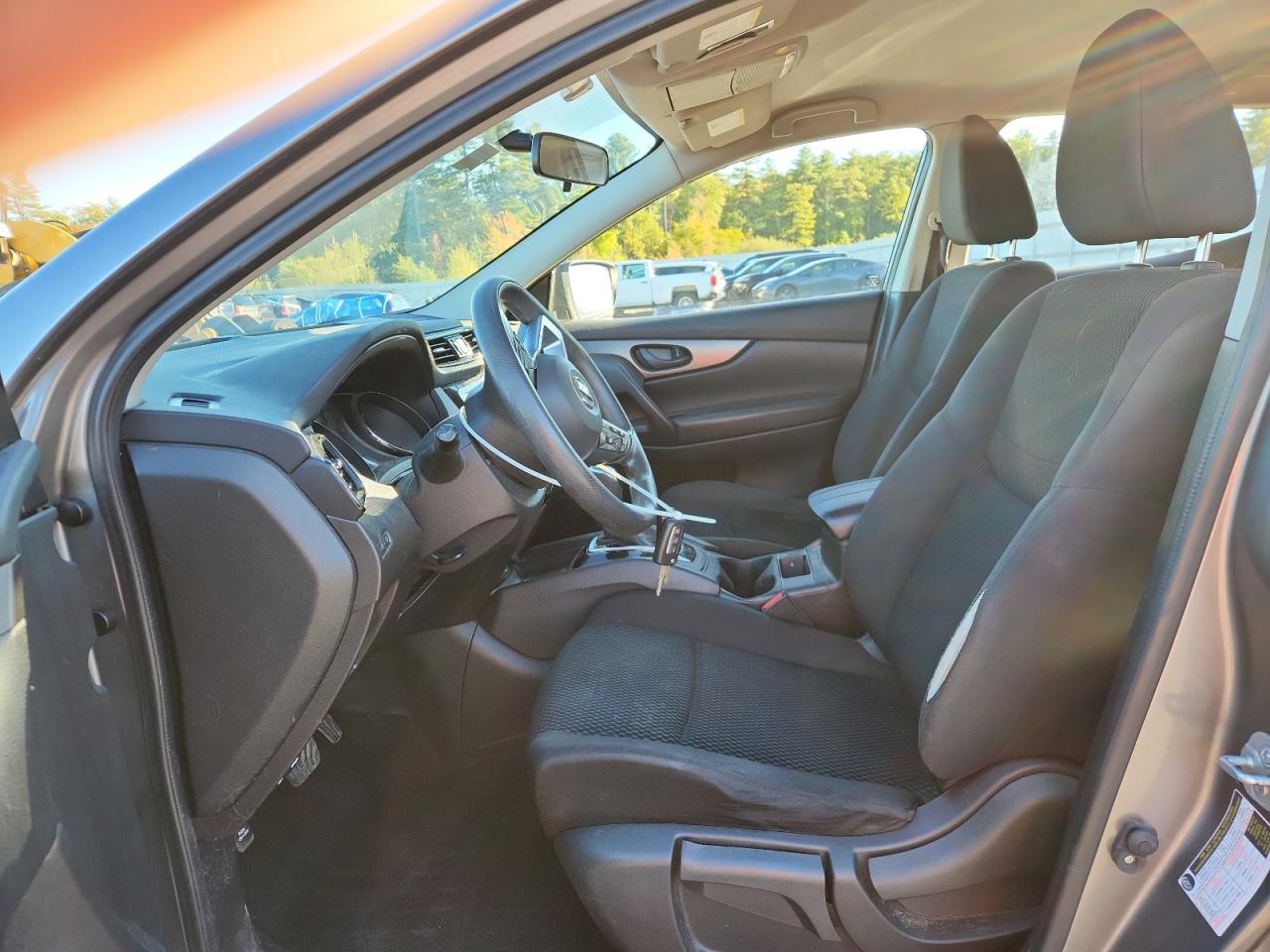 NISSAN ROGUE SPORT S