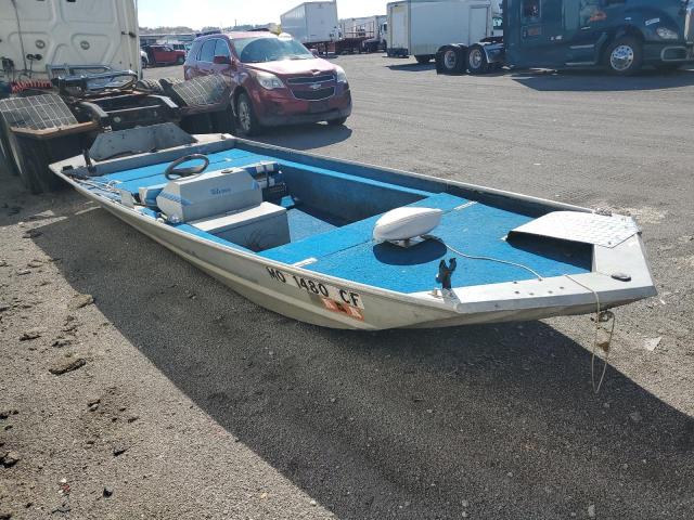 Global Auto Auctions: 1984 ALUMAACRAFT BOAT