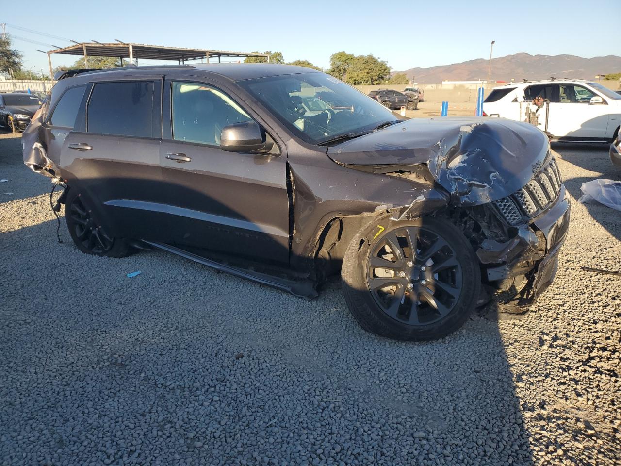 JEEP GRAND CHEROKEE LAREDO