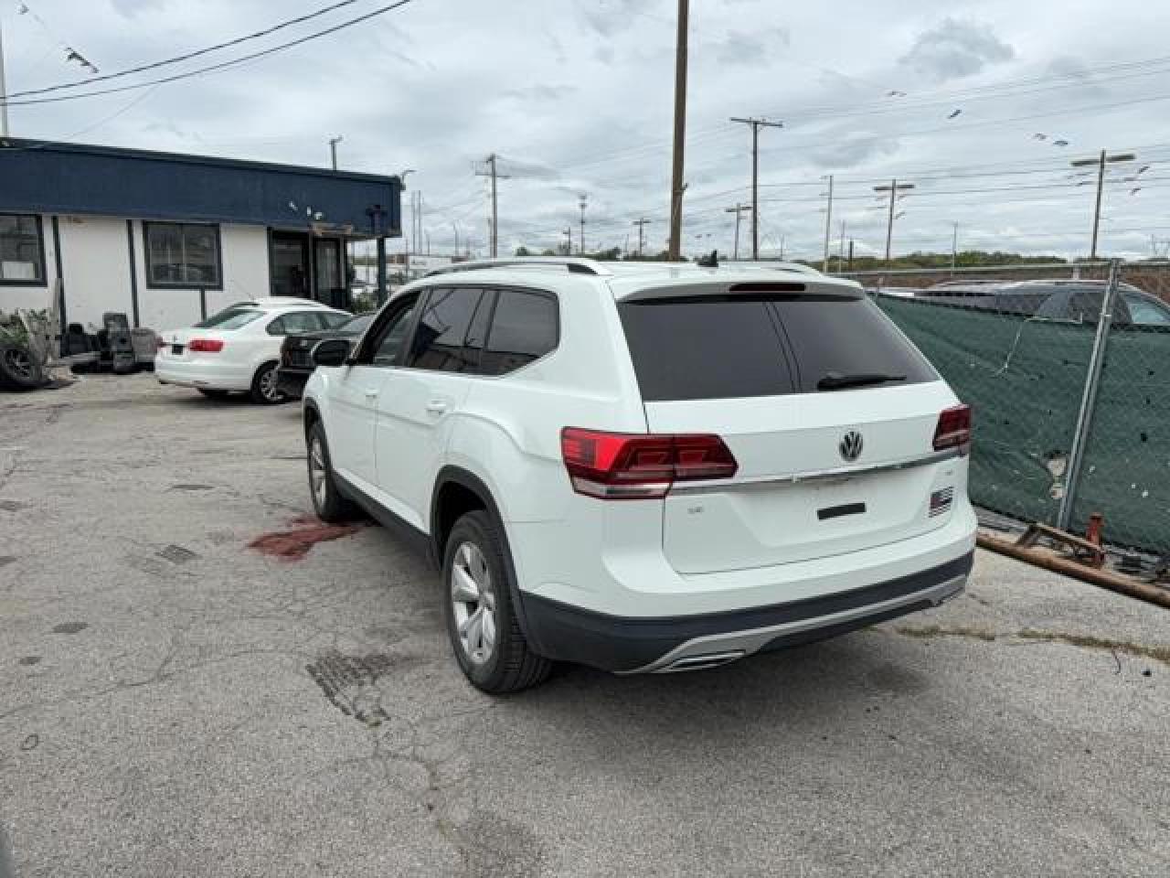 VOLKSWAGEN ATLAS SE