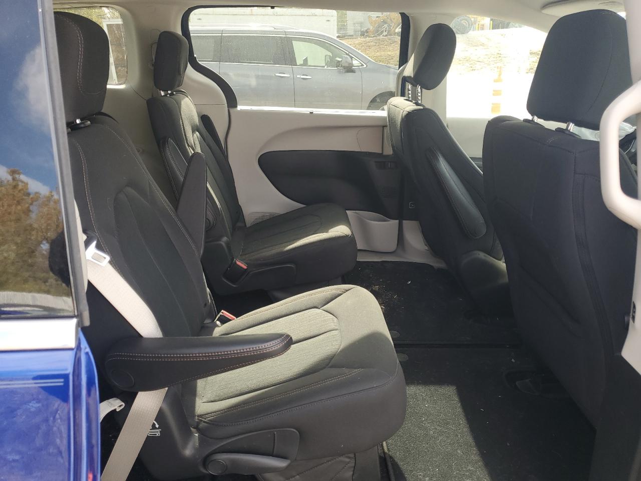 CHRYSLER PACIFICA TOURING PLUS