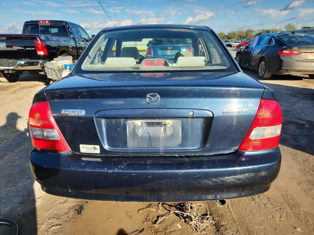 Lot #3283338978 1999 MAZDA PROTEGE DX