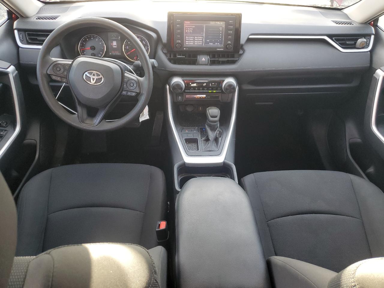 TOYOTA RAV4 LE