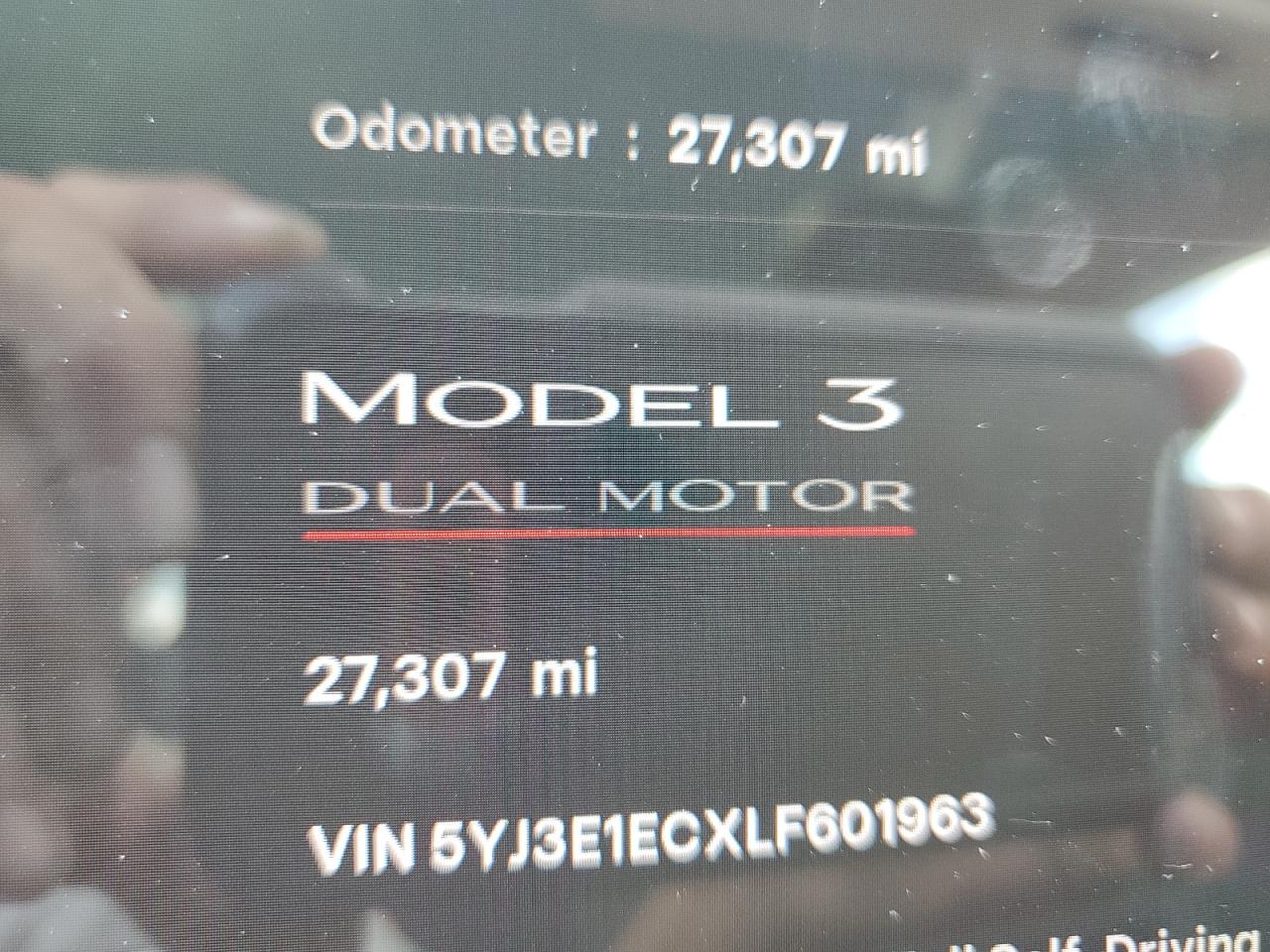 TESLA MODEL 3
