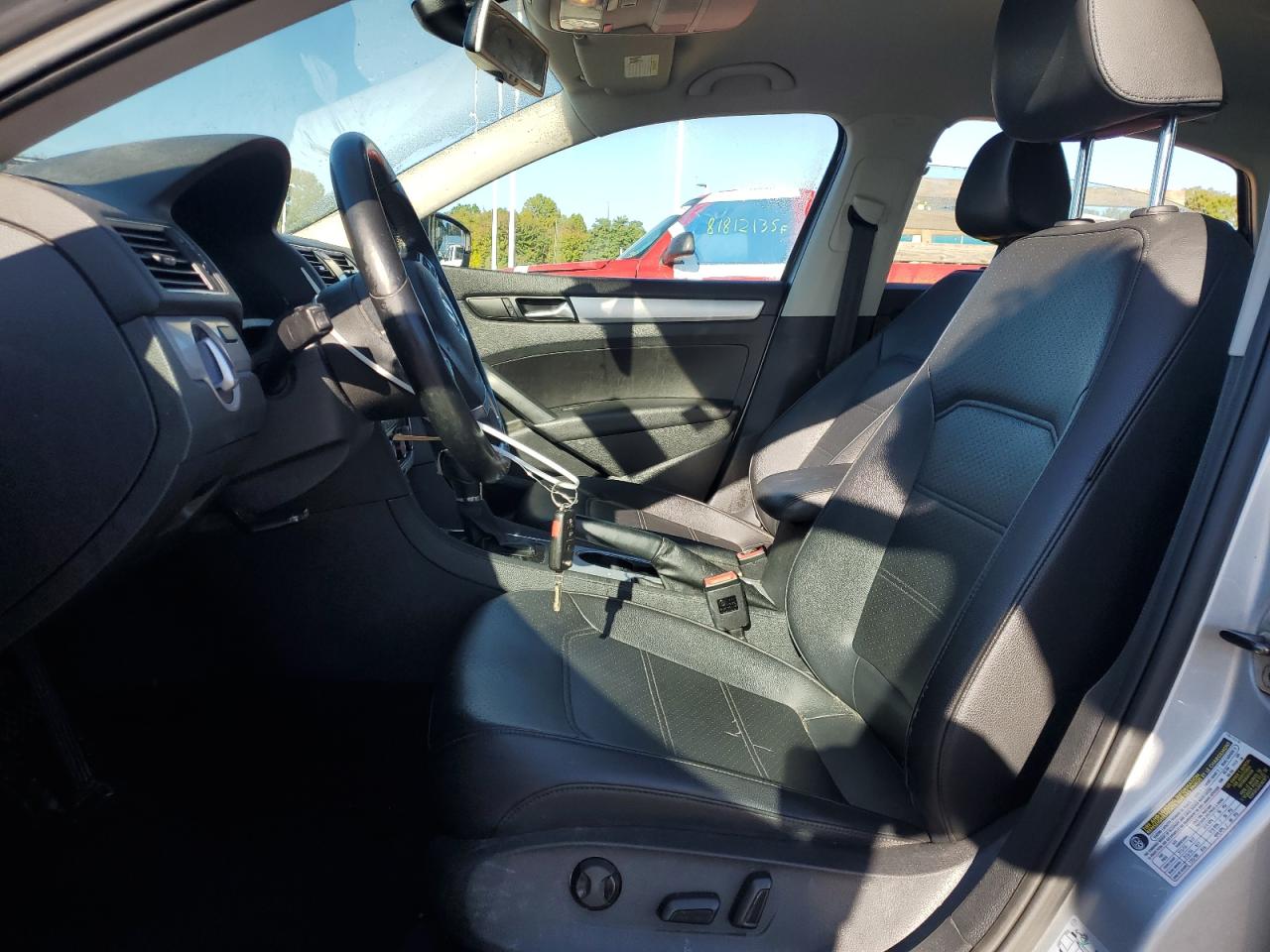 VOLKSWAGEN PASSAT SE