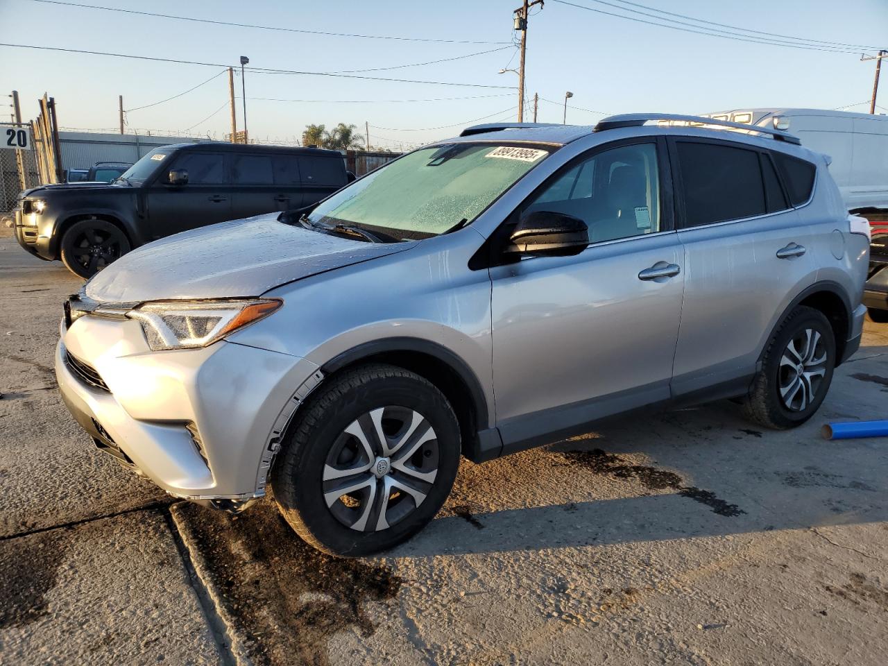 TOYOTA RAV4 LE