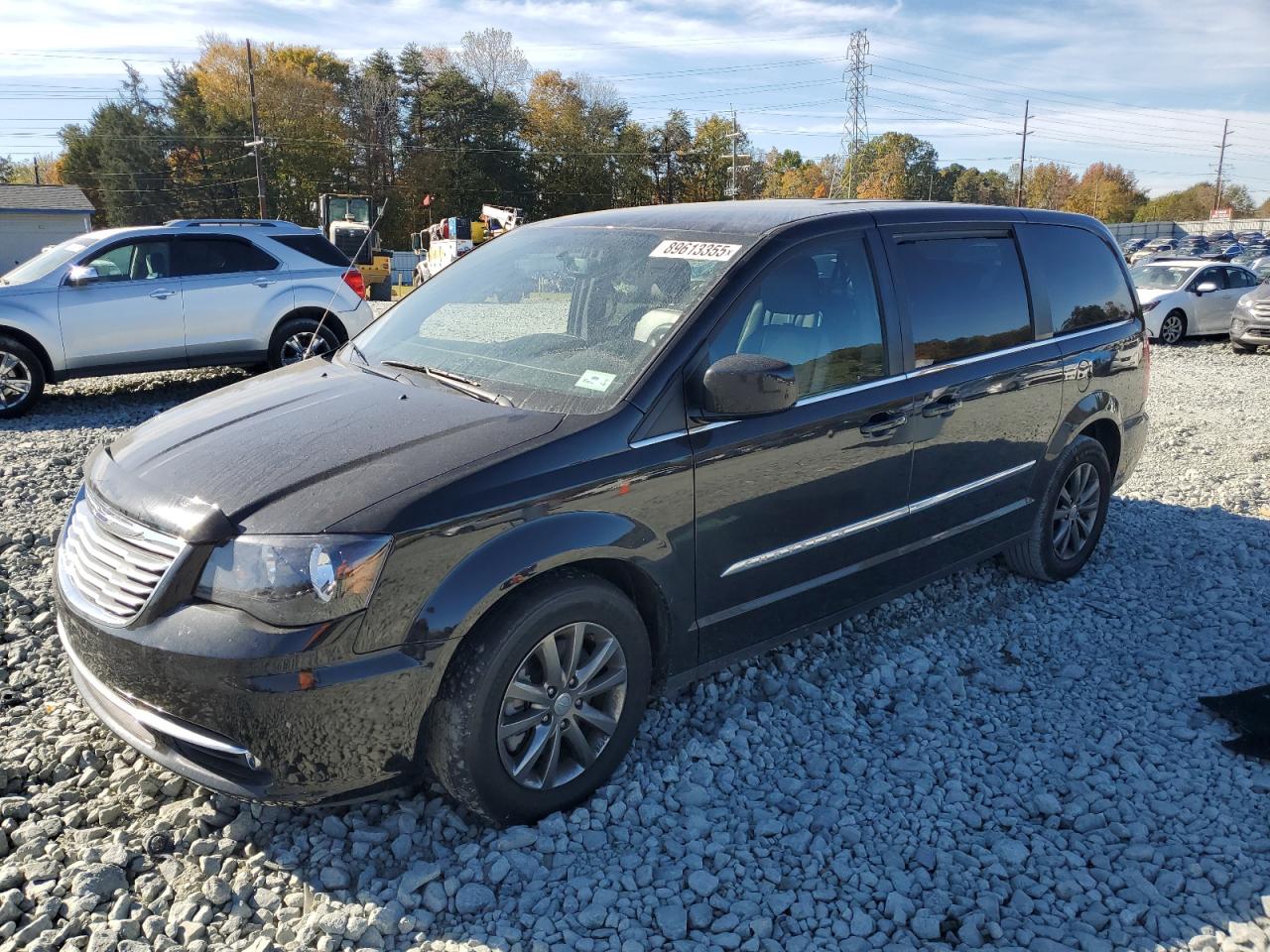 CHRYSLER TOWN & COUNTRY S