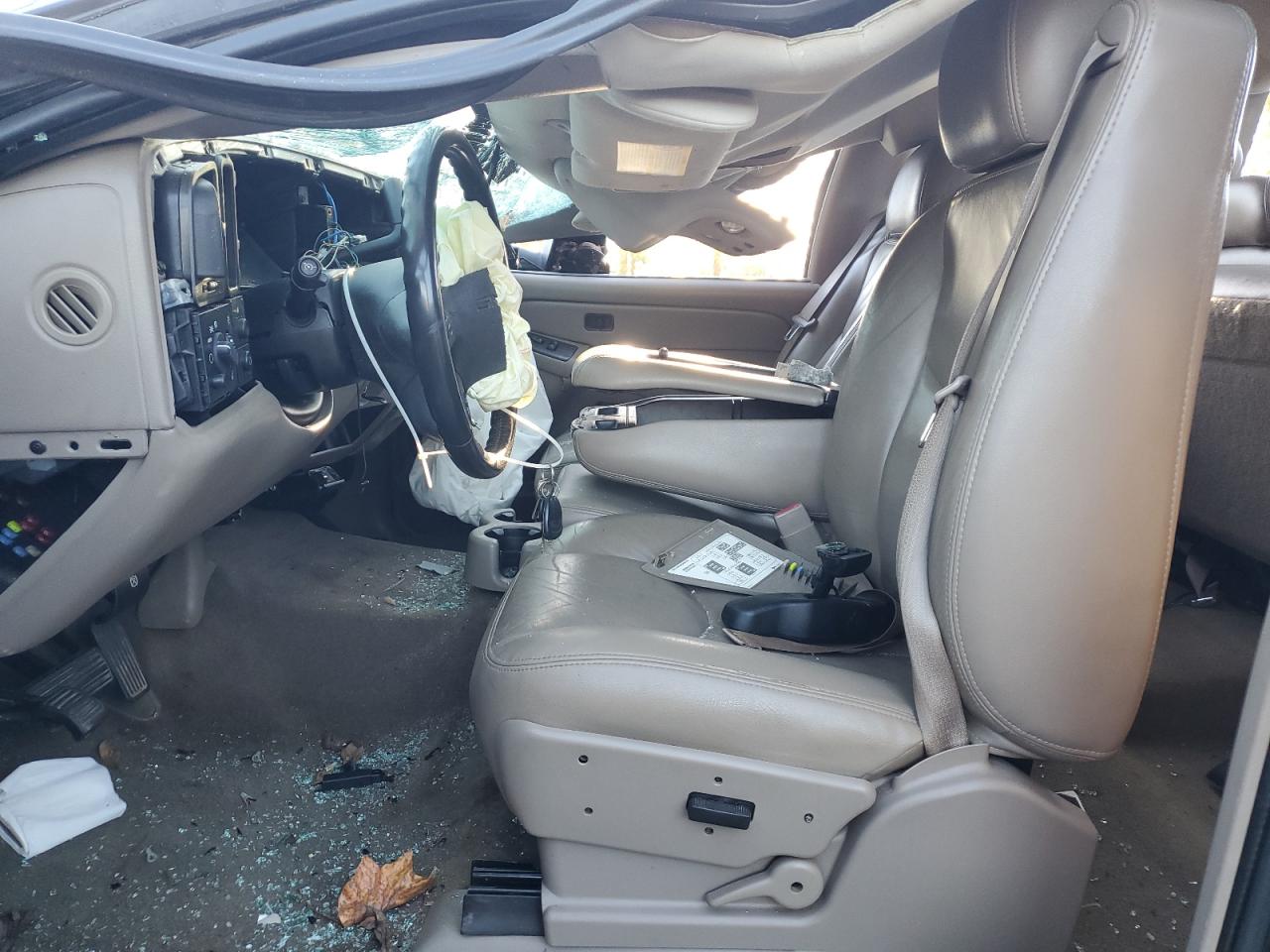 Lot #3286584155 2005 GMC SIERRA C25